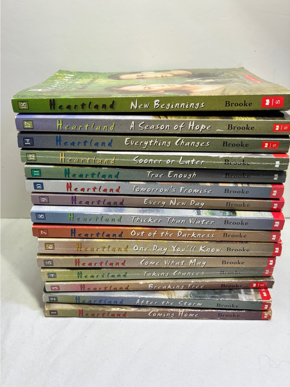 Lot Of 15 Vintage Heartland Paperback Books 1 -12, 14,17 & 18